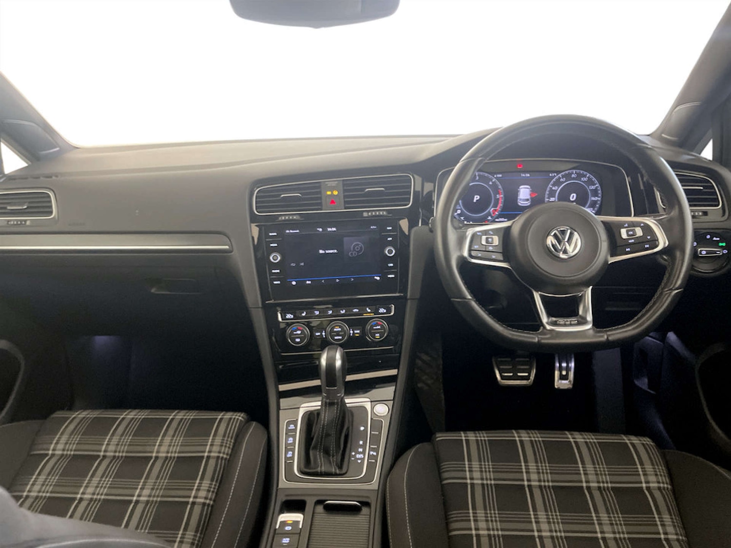 Used Volkswagen Golf 2019 for sale - 77301709: Photo 3