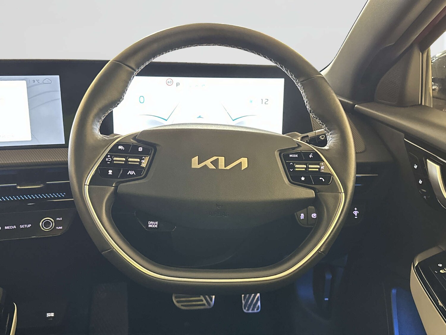 Used Kia EV6 2023 for sale - 77917724: Photo 16