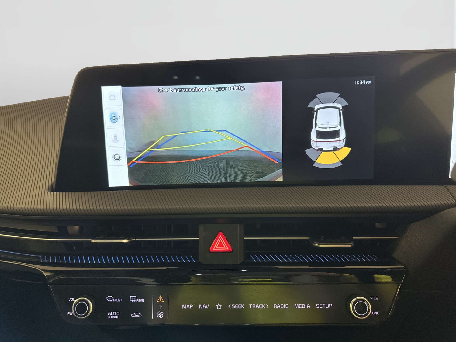 Used Kia EV6 2023 for sale - 77917724: Photo 18