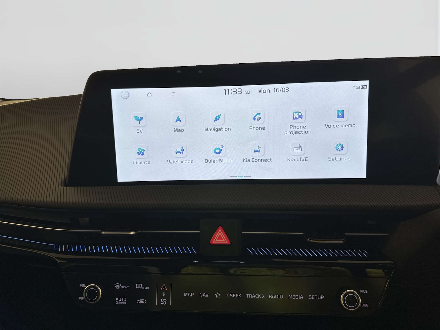 Used Kia EV6 2023 for sale - 77917724: Photo 21