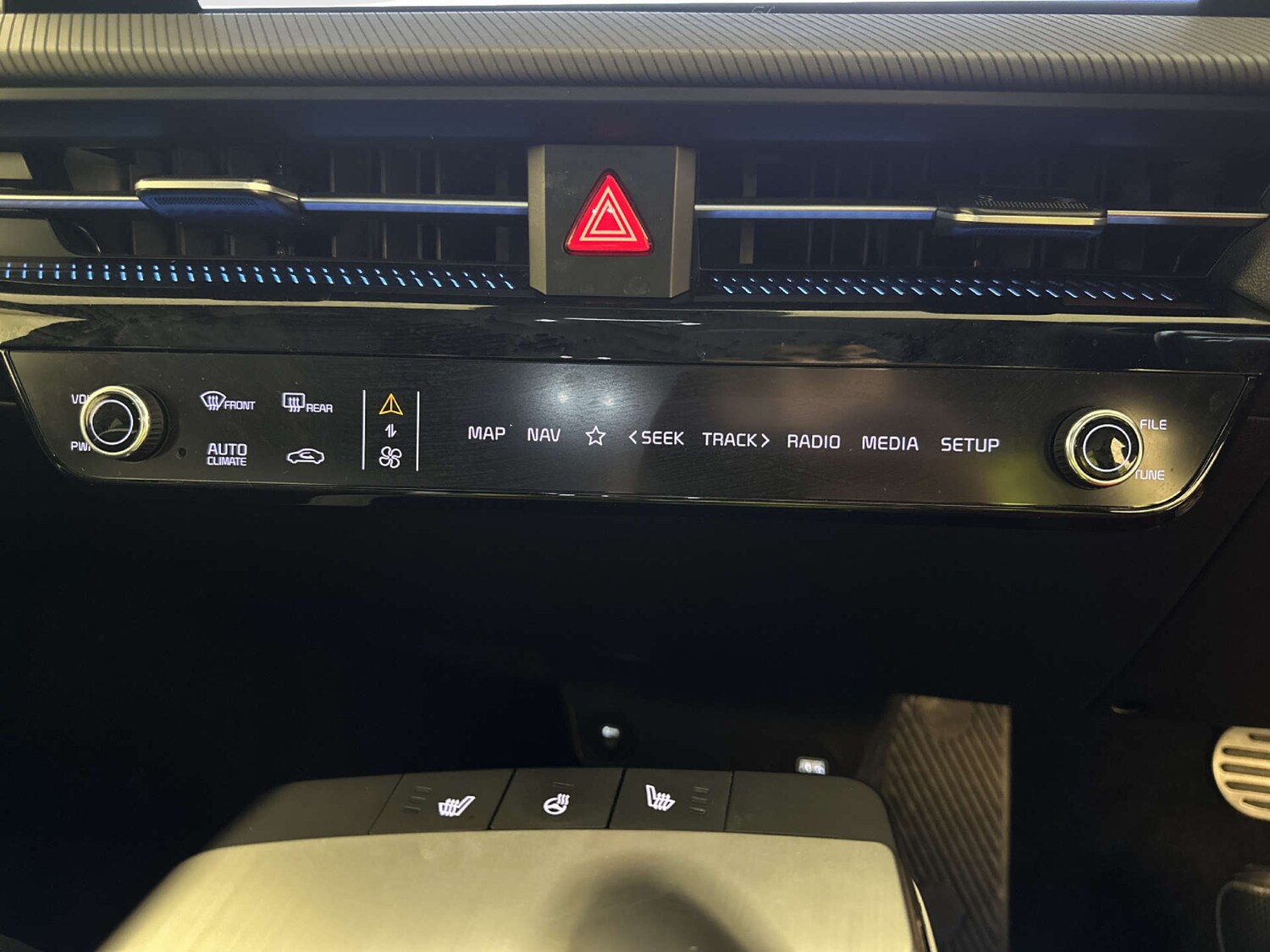 Used Kia EV6 2023 for sale - 77917724: Photo 22