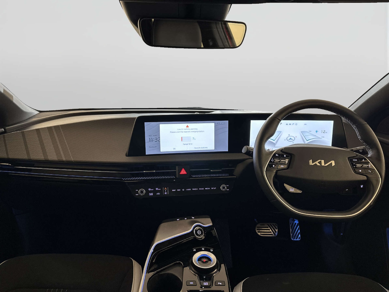 Used Kia EV6 2023 for sale - 77917724: Photo 3