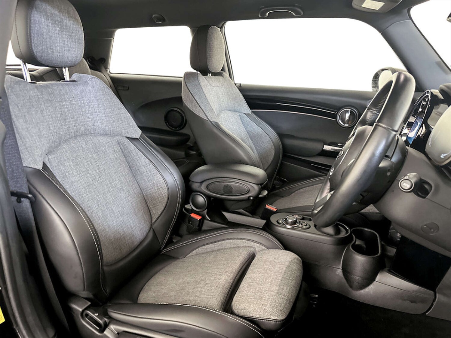 Used MINI Hatch 2022 for sale - 77690699: Photo 13