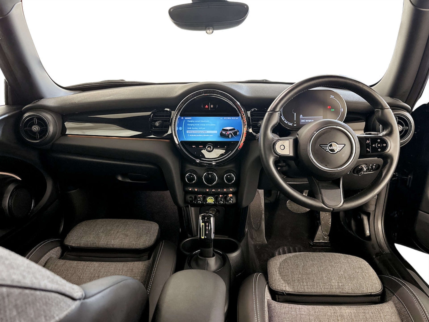 Used MINI Hatch 2022 for sale - 77690699: Photo 3