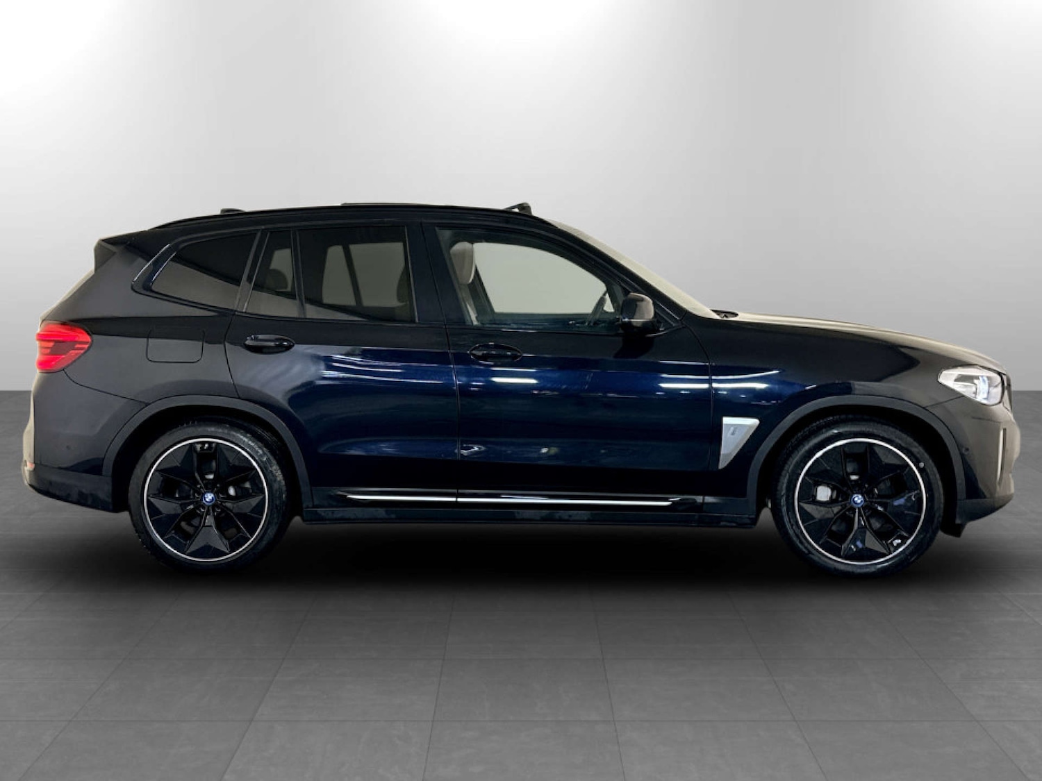 Used BMW iX3 2021 for sale - 77342150: Photo 11