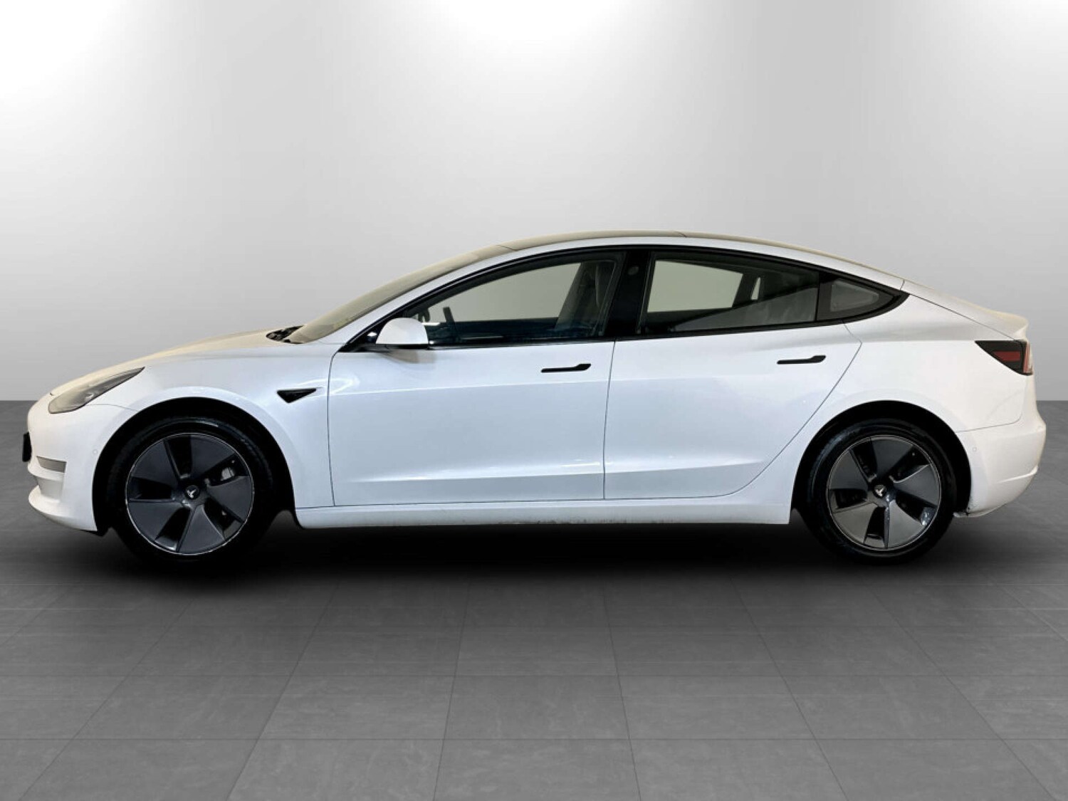 Used Tesla Model 3 2021 for sale - 77368290: Photo 7