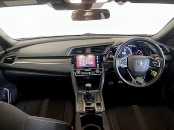Used Honda Civic 2019 for sale - 75711747: Photo