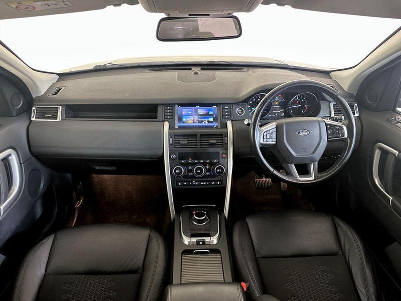 Used Land Rover Discovery Sport 2018 for sale - 76352197: Photo 3