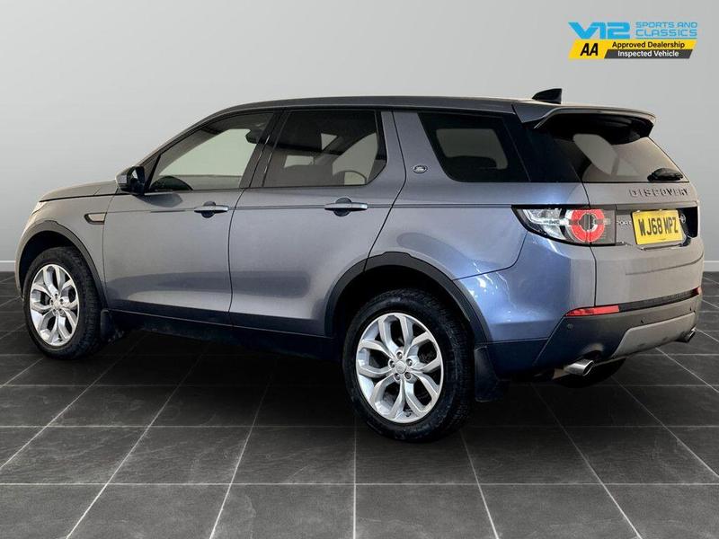 Used Land Rover Discovery Sport 2018 for sale - 76352197: Photo 8