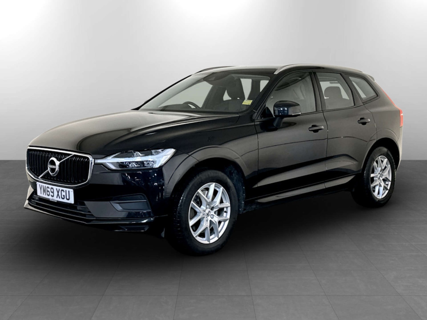 Used Volvo XC60 2020 for sale - 77690689: Photo 6