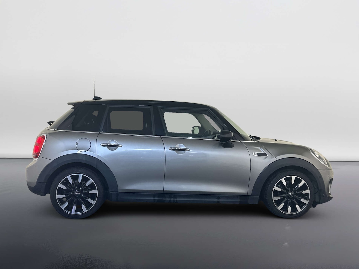 Used MINI Hatch 2019 for sale - 77903055: Photo 11