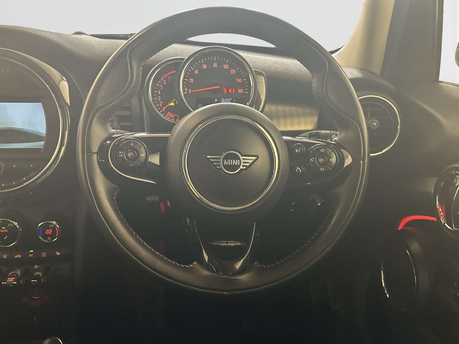 Used MINI Hatch 2019 for sale - 77903055: Photo 16