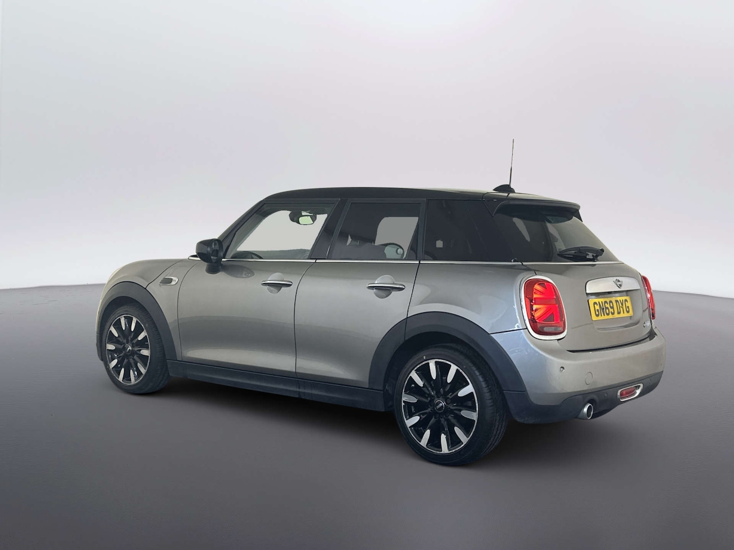 Used MINI Hatch 2019 for sale - 77903055: Photo 8