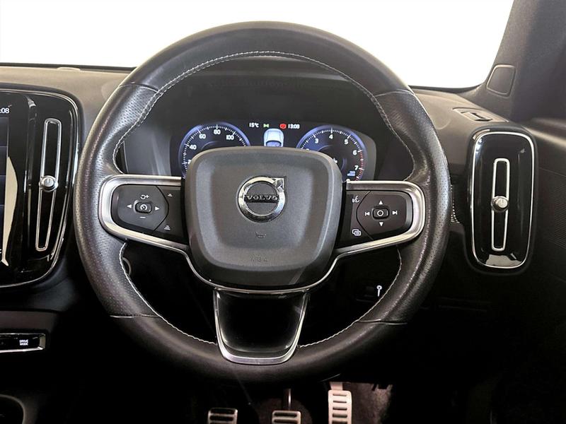 Used Volvo XC40 2021 for sale - 77138182: Photo 16