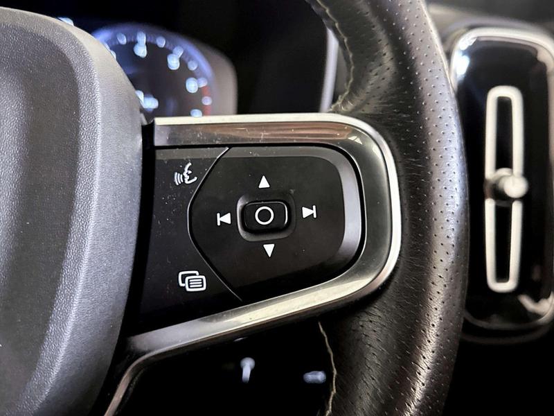 Used Volvo XC40 2021 for sale - 77138182: Photo 19