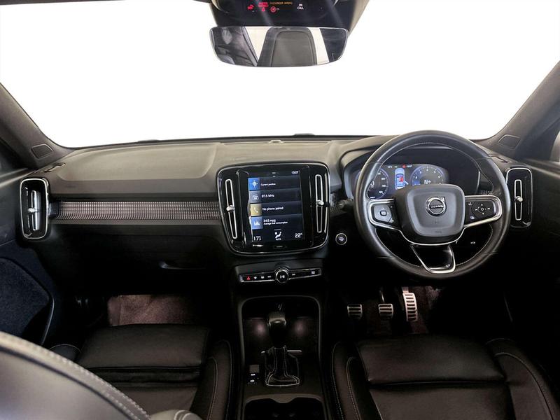 Used Volvo XC40 2021 for sale - 77138182: Photo 3