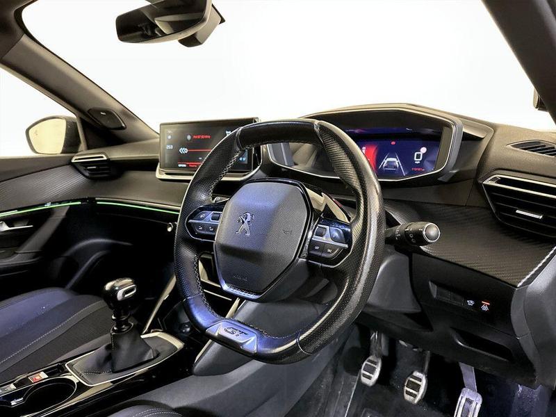 Used Peugeot 2008 2021 for sale - 76415843: Photo 15