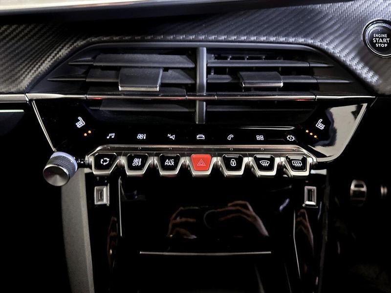 Used Peugeot 2008 2021 for sale - 76415843: Photo 25