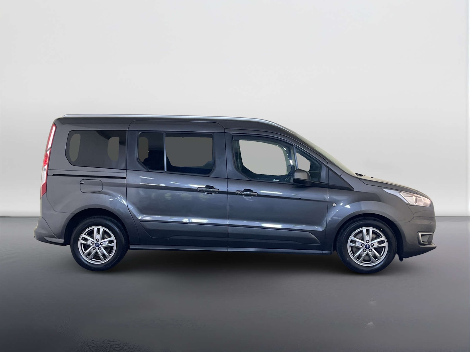 Used Ford Grand Tourneo Connect 2019 for sale - 77990004: Photo 11