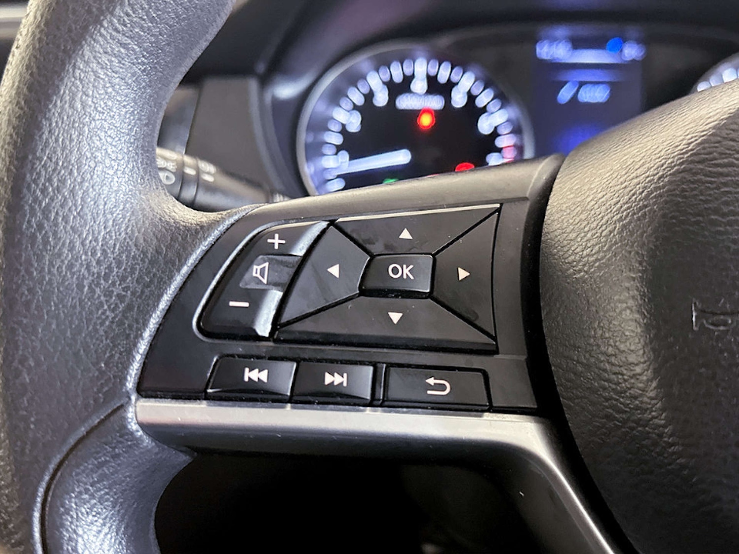 Used Nissan Qashqai 2018 for sale - 77583930: Photo 17