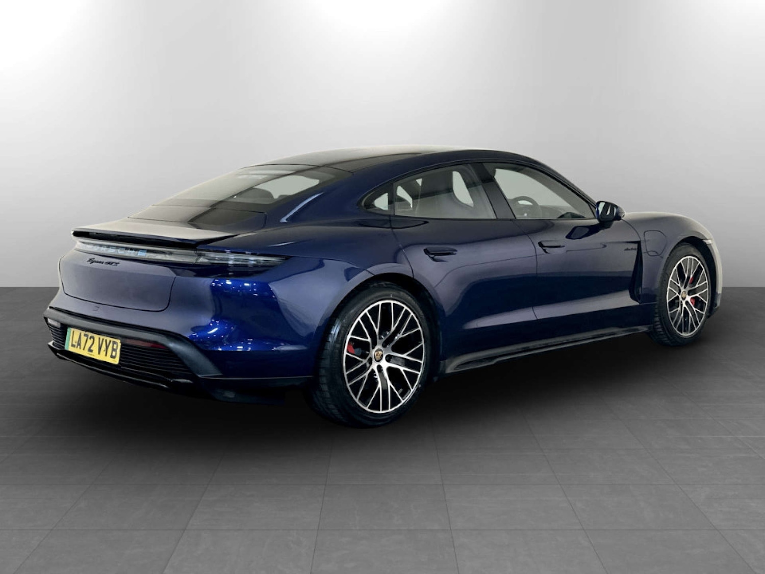 Used Porsche Taycan 2022 for sale - 77782089: Photo 10