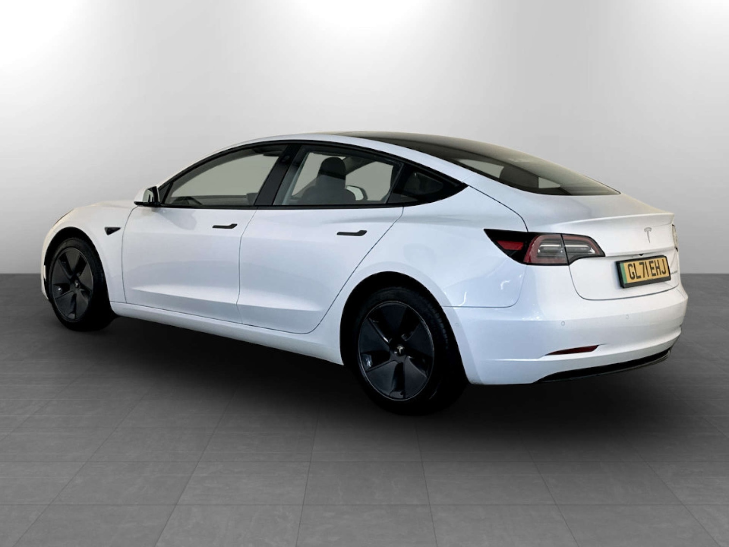 Used Tesla Model 3 2021 for sale - 77328563: Photo 8