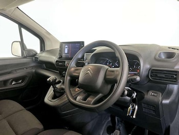 Used Citroen Berlingo 2021 for sale - 76819249: Photo