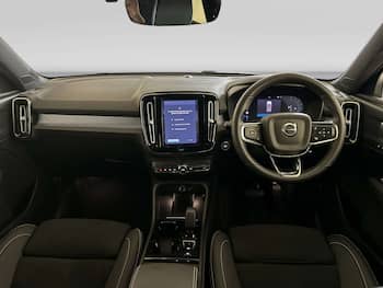 Used Volvo XC40 2023 for sale - 79529274: Photo