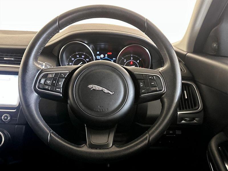 Used Jaguar E-Pace 2020 for sale - 76391372: Photo 16