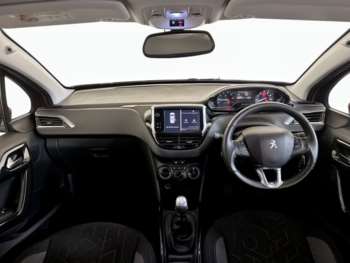 Used Peugeot 2008 2019 for sale - 75095618: Photo