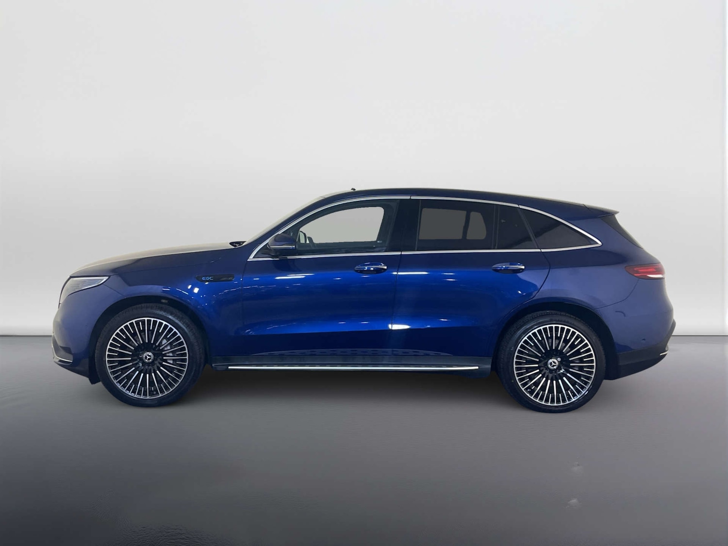 Used Mercedes-Benz EQC 2022 for sale - 77989947: Photo 8