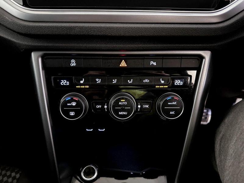 Used Volkswagen T-Roc 2021 for sale - 76488595: Photo 24