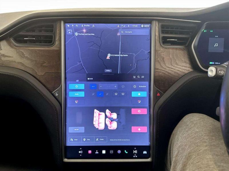 Used Tesla Model S 2021 for sale - 76826059: Photo 24