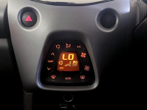 Used Toyota AYGO 2021 for sale - 76123762: Photo 26