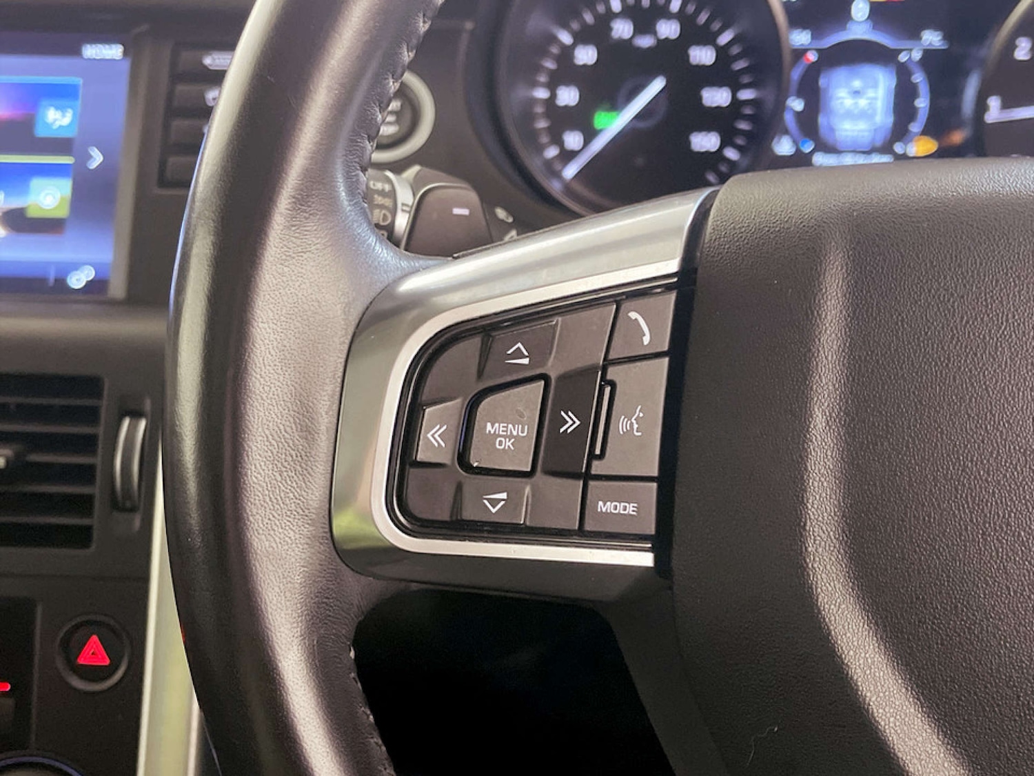 Used Land Rover Discovery Sport 2018 for sale - 77621913: Photo 18