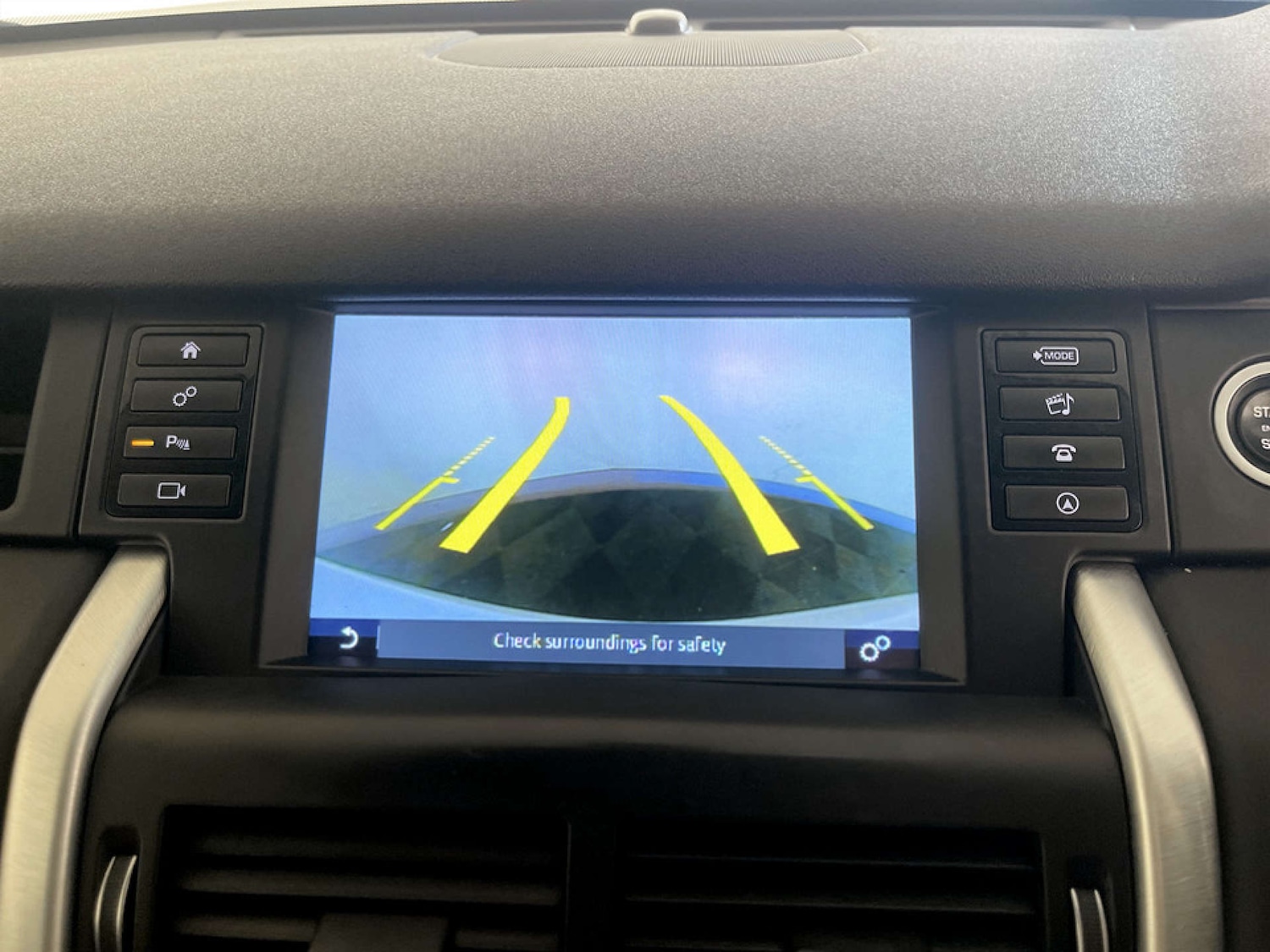 Used Land Rover Discovery Sport 2018 for sale - 77621913: Photo 21