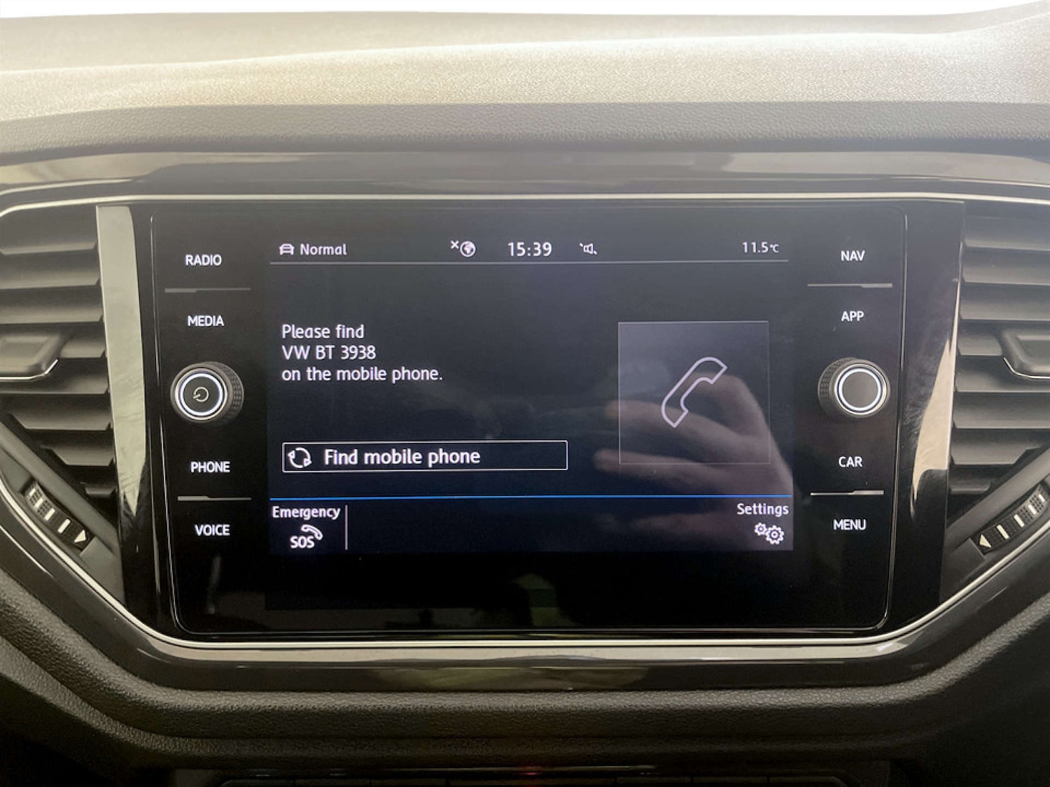 Used Volkswagen T-Roc 2019 for sale - 77681226: Photo 24