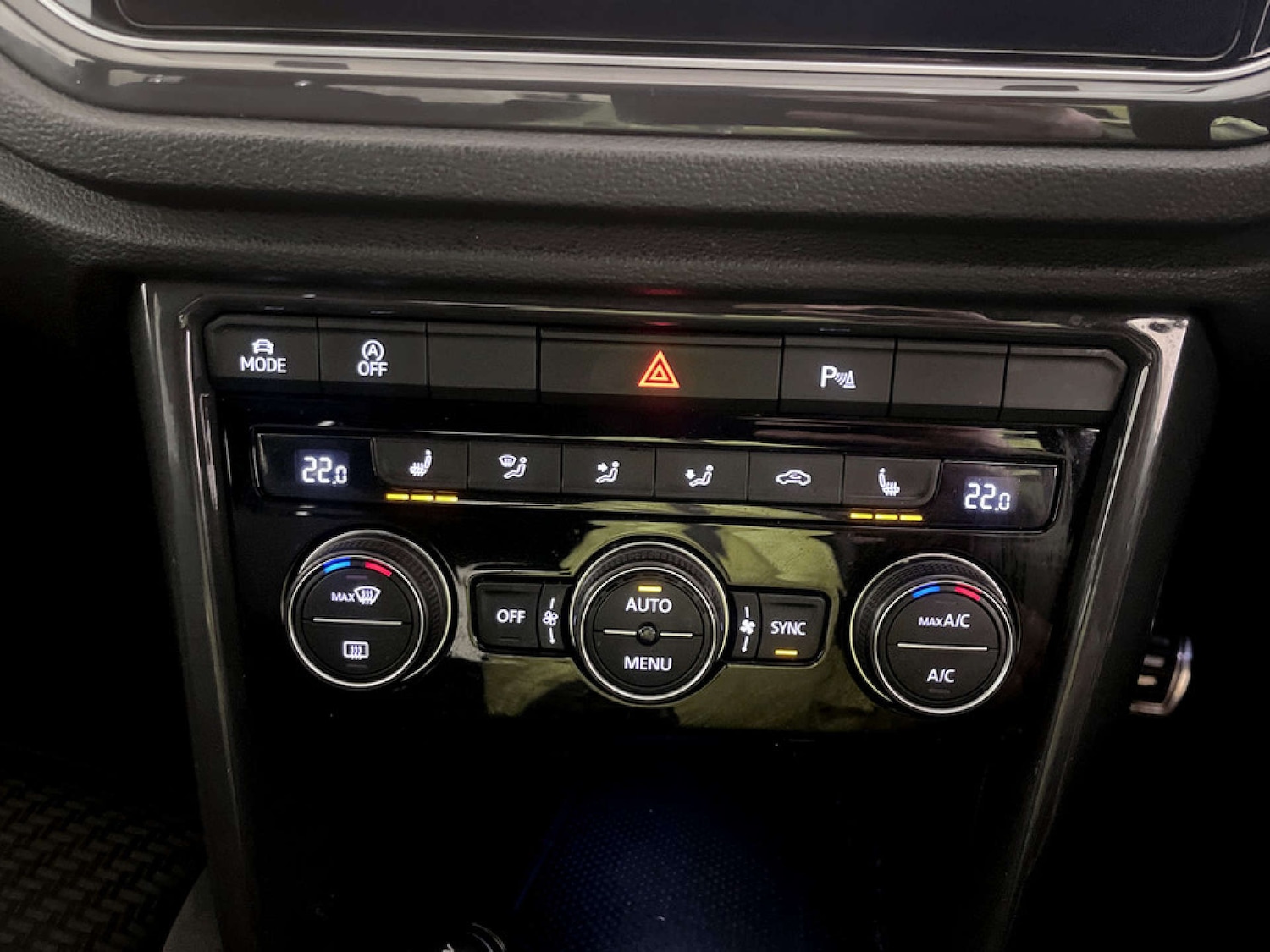 Used Volkswagen T-Roc 2019 for sale - 77681226: Photo 25