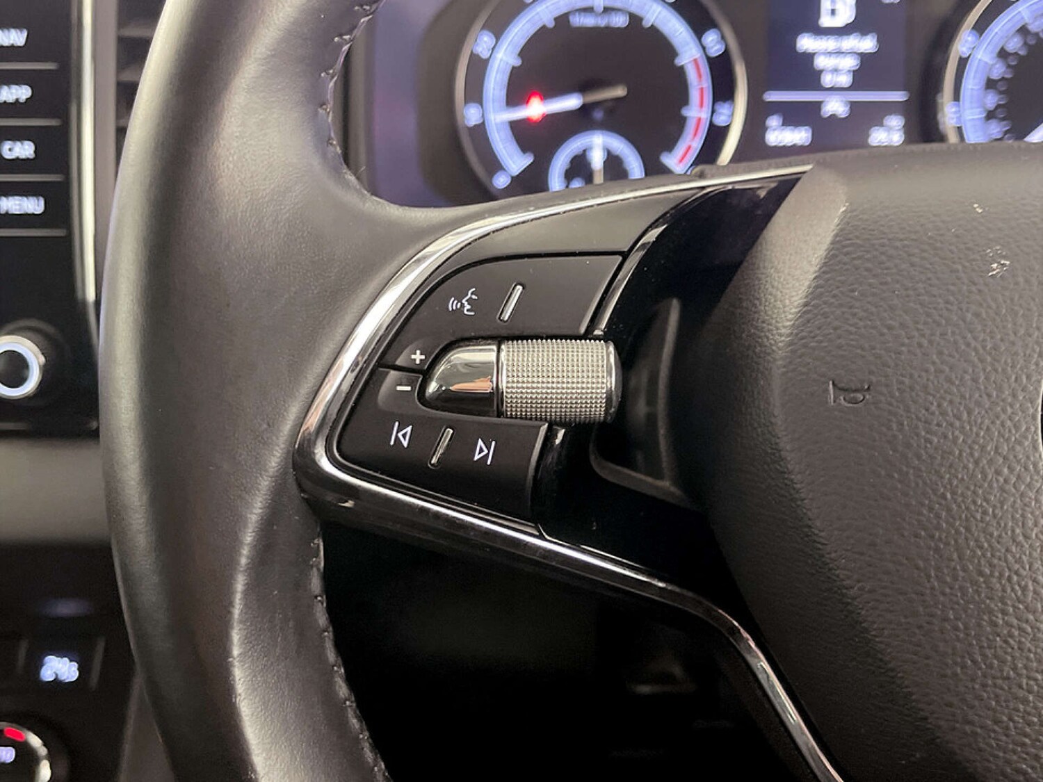 Used Skoda Karoq 2020 for sale - 77774498: Photo 17