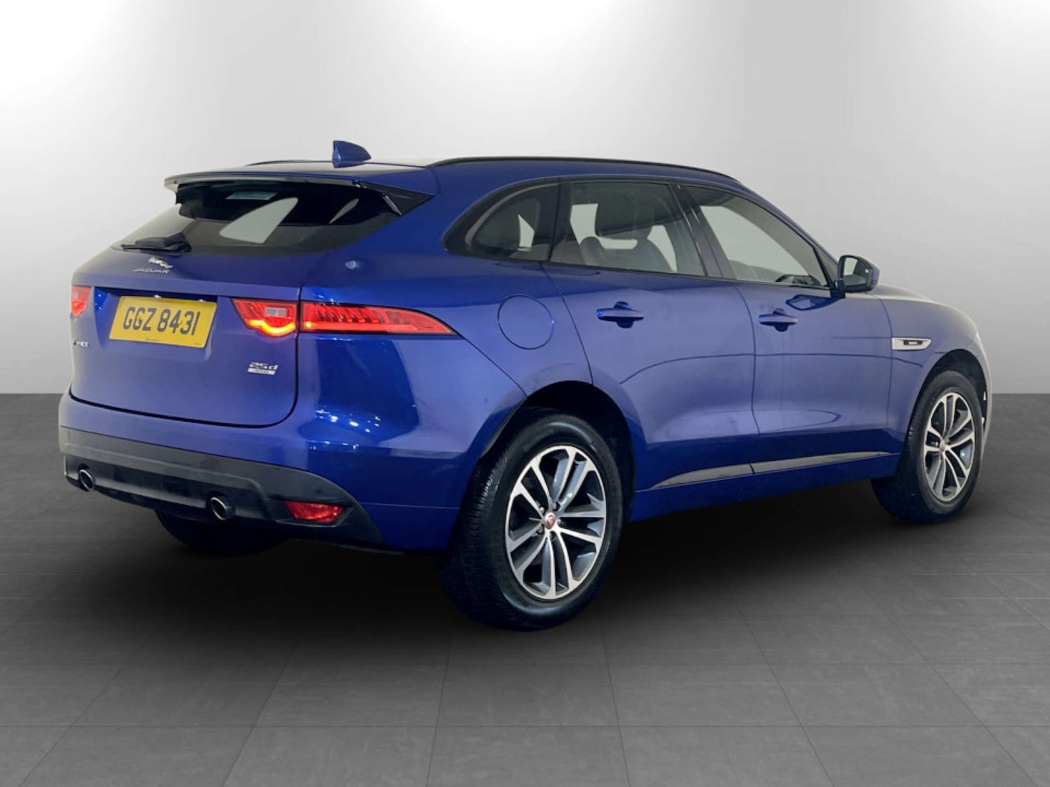 Used Jaguar F-Pace 2017 for sale - 77185065: Photo 10