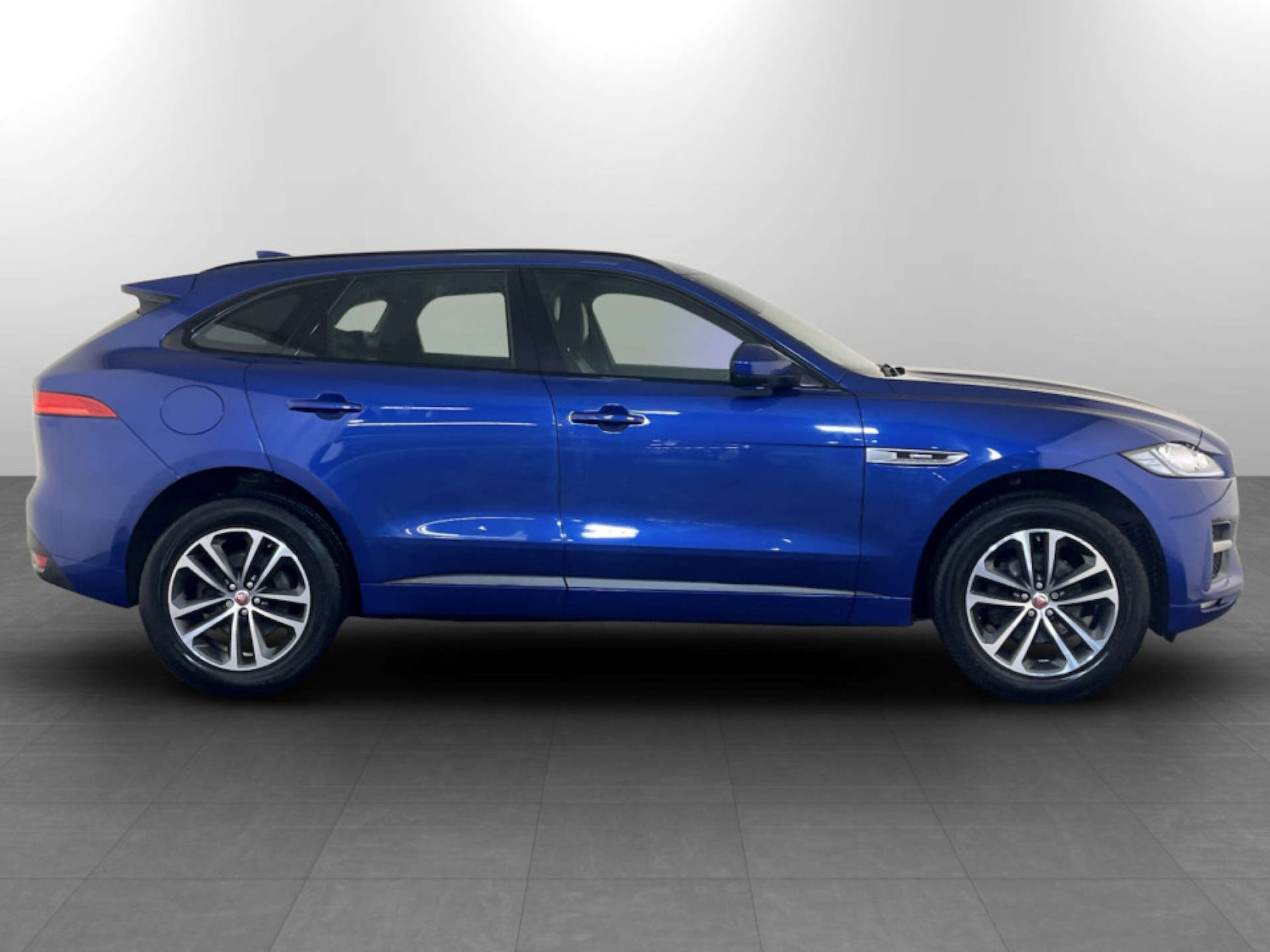 Used Jaguar F-Pace 2017 for sale - 77185065: Photo 11
