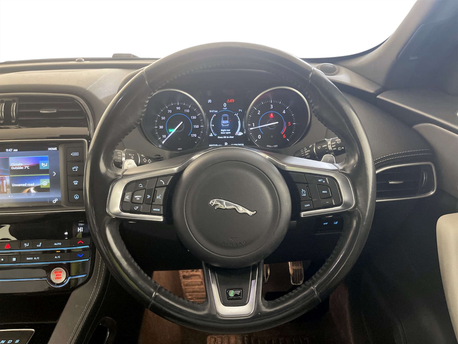 Used Jaguar F-Pace 2017 for sale - 77185065: Photo 16