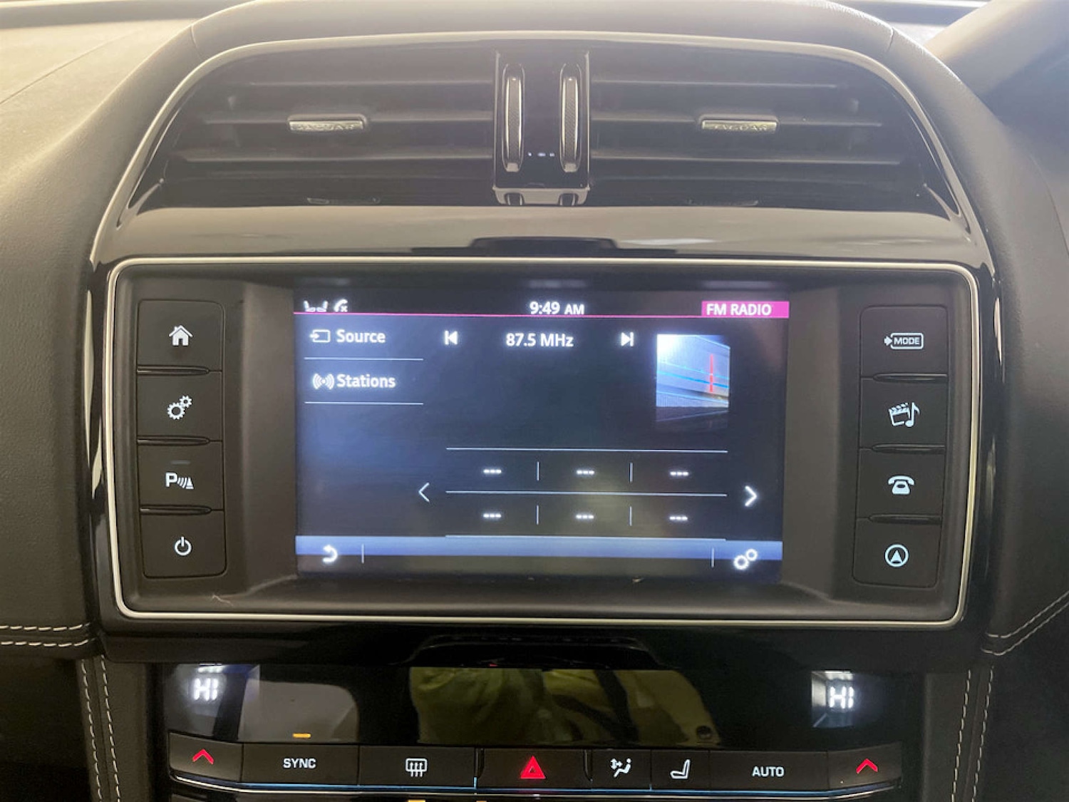 Used Jaguar F-Pace 2017 for sale - 77185065: Photo 23