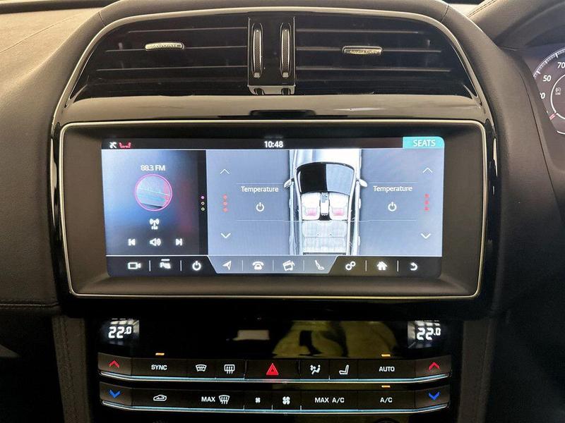 Used Jaguar F-Pace 2019 for sale - 76738810: Photo 22