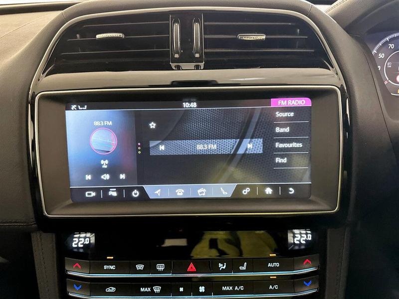 Used Jaguar F-Pace 2019 for sale - 76738810: Photo 24