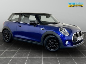 Used MINI Hatch 2019 for sale - 75912702: Photo