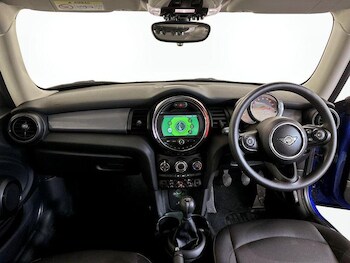 Used MINI Hatch 2019 for sale - 75912702: Photo