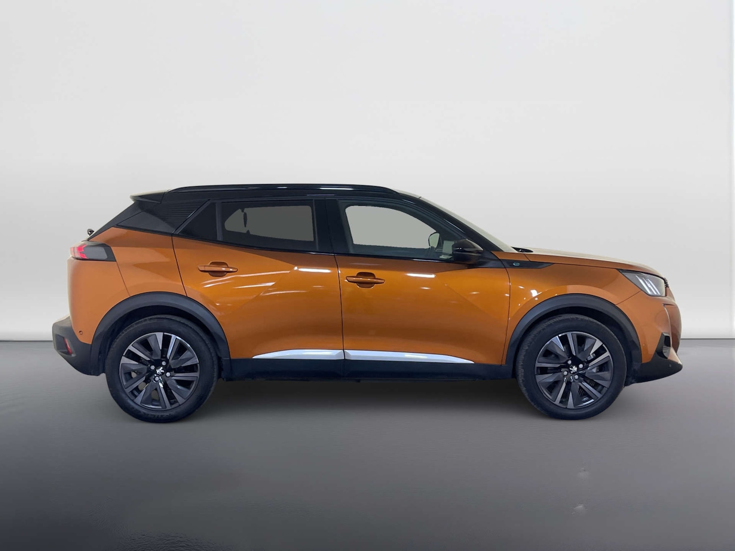 Used Peugeot 2008 2022 for sale - 77953409: Photo 11