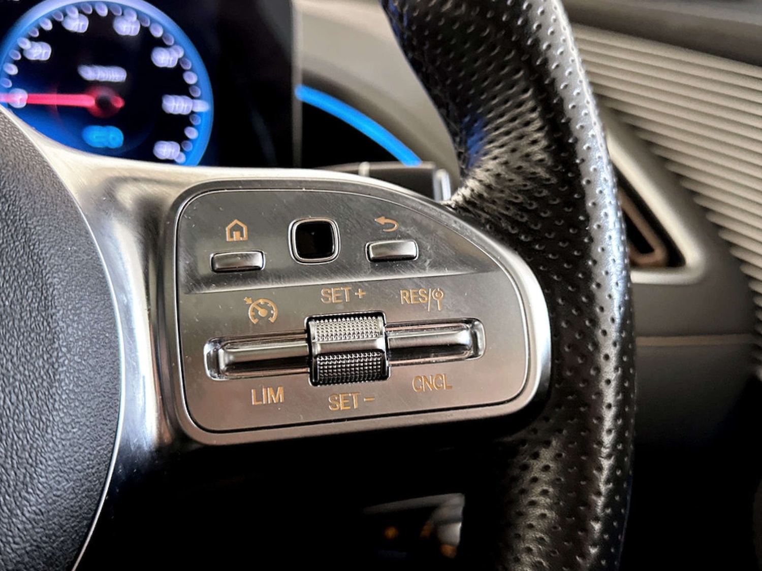 Used Mercedes-Benz EQC 2021 for sale - 77590629: Photo 19