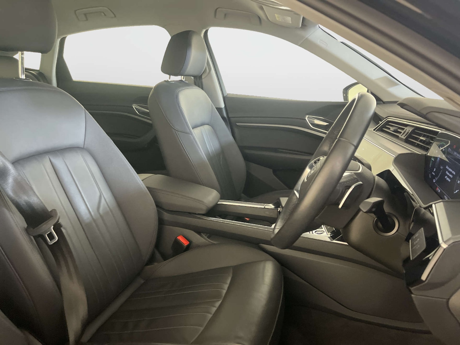 Used Audi e-tron 2021 for sale - 78097411: Photo 13